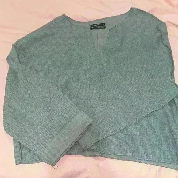 Urban Outfitters sweater - Picture 1 of 2
